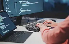 包含开发者社区动态显示，Token经济成为全球关注焦点的词条
